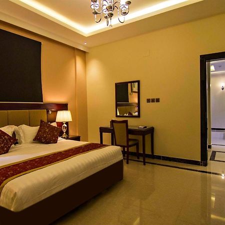 Dreams Houses Furnished Suites 타부크 외부 사진