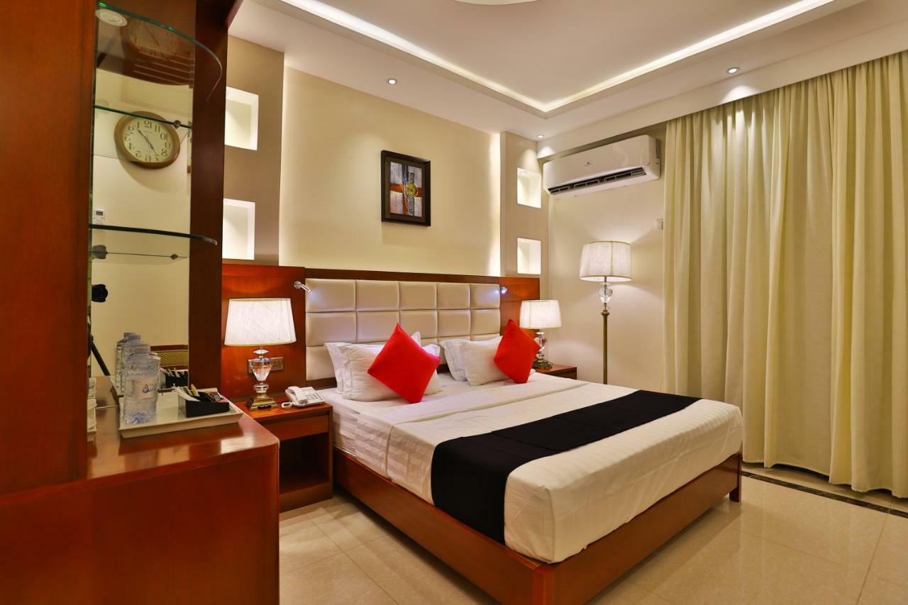 Dreams Houses Furnished Suites 타부크 외부 사진