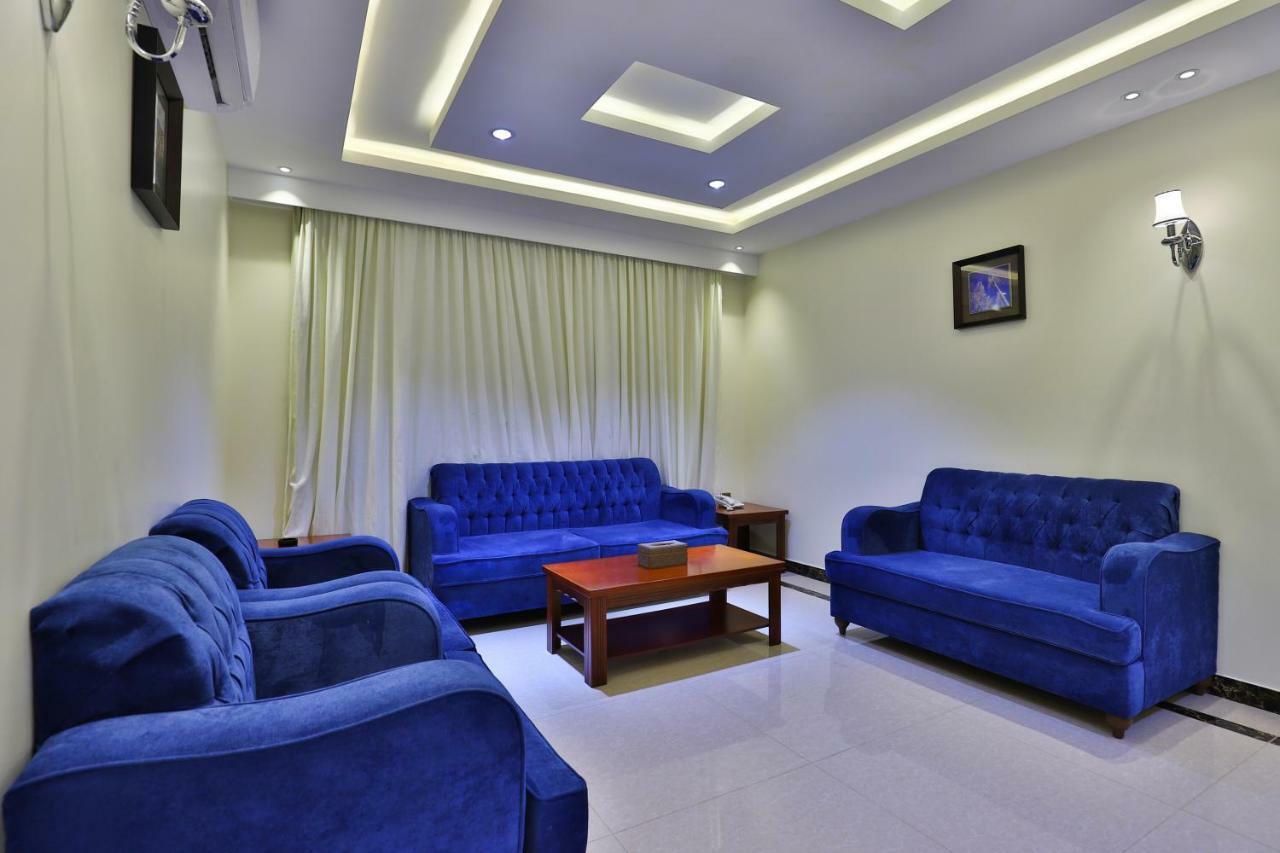 Dreams Houses Furnished Suites 타부크 외부 사진