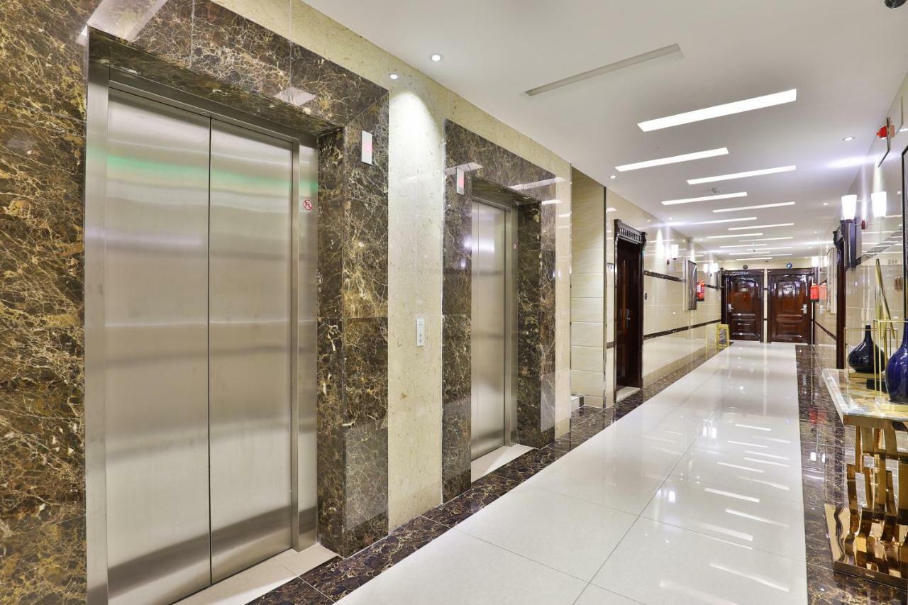 Dreams Houses Furnished Suites 타부크 외부 사진