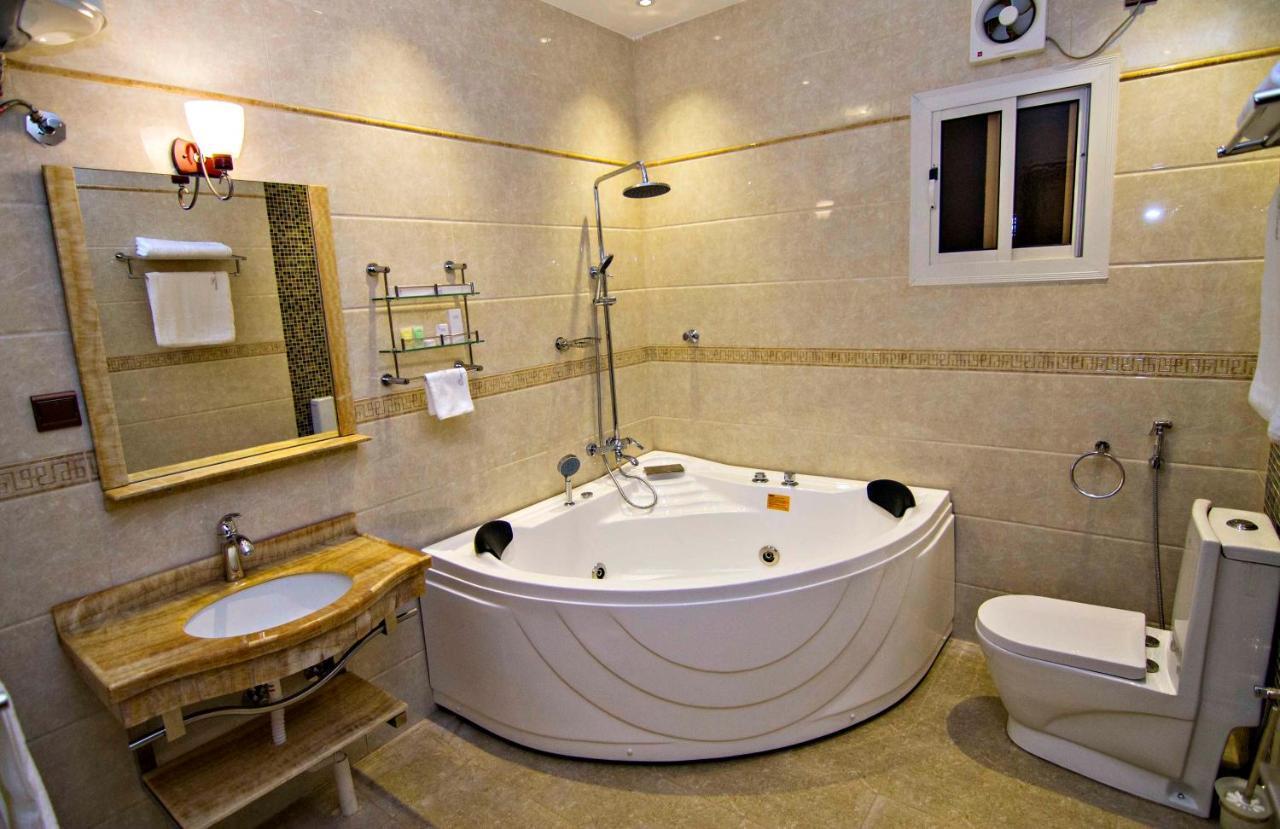 Dreams Houses Furnished Suites 타부크 외부 사진